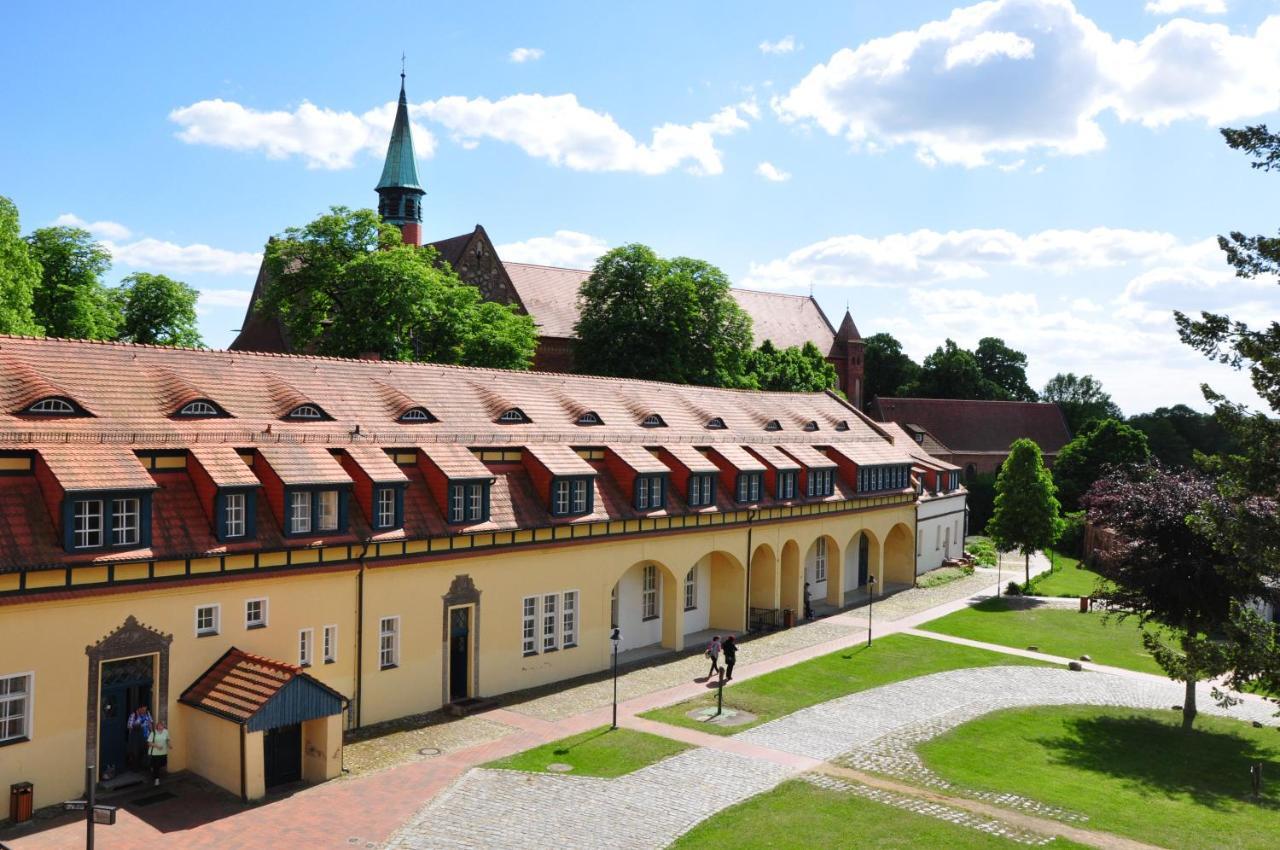 Zentrum Kloster Lehnin Exterior photo